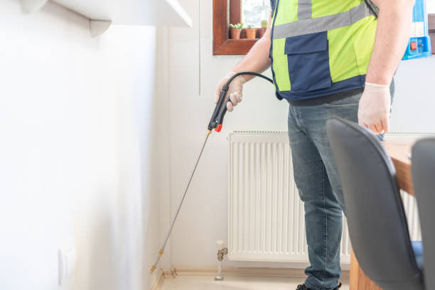 Best Commercial Pest Control Services  in Mcleansboro, IL